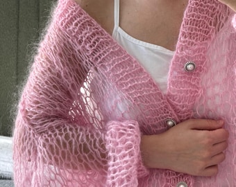 Klaar voor verzending Oversized mohairvest – los gebreide poederroze trui met korte kraag, handgemaakt gezellig breiwerk XS-M, aangepast formaat