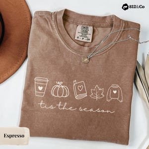 季節の到来、読書好きのシャツ、読書好きへのギフト、ブックイッシュクルーネック、秋のTシャツ、読書クラブTシャツ、