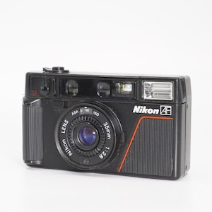 Nikon L35AF 35mm point and shoot camera | Fully tested and working