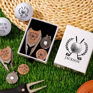 Personalisierter Golfball Marker Set, Benutzerdefiniertes einziehbares Divot-Werkzeug, graviertes Golf-Werkzeugset, einzigartige Groomsmen Golfer Geschenke für Männer