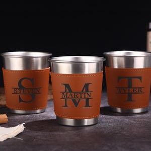 Beer Cup with Leather Can Holder,Personalized Beer Cup,Stainless Steel Beer Cup,Groomsmen Gifts,Groomsmen Proposal,Bachelor Party Gifts