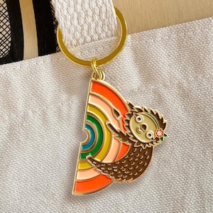 Sloth Keychain - Cute Rainbow Sloth Key Chain Charm for Bag, Purse, Backpack, Key Ring - Uplifting Gift for Animal Lover - Gold Metal EK3100
