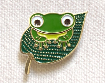 Frog Pin - Frog Lapel Pin - Frog Enamel Pin - Kawaii Frog Pin - Cute Frog Pin - Frog Lover - Shiny Gold Metal - EP3010