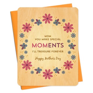 Carte de fête des mères Special MOMents en bois véritable - carte unique en bois de bouleau véritable pour maman - fleurs roses et violettes - carte florale de fête des mères WC1614