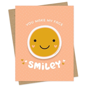 Carte de l'amitié avec autocollants smiley - Comprend un autocollant en vinyle doré Happy Face - Vous faites mon smiley - Amour - Anniversaire - Merci - OC2787