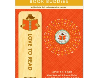 Conjunto de presente com broche de esmalte e marcador de madeira Love To Read para amantes de livros