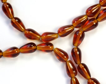 10 x 6 mm Perles de verre tchèque pressées en forme de larme, topaze de Madère, trou vertical - 25