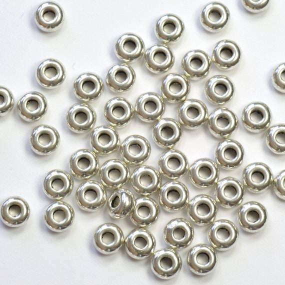 Huge Lot of 500 Shiny Silver Finished Steel Metal Round Spacer Accent Beads