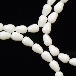 9x6mm Opaque White Teardrop Vertical Hole Czech Glass Beads - 25