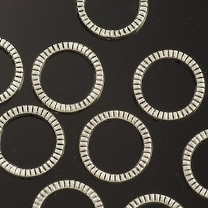 Round Bead Frames Silver Plated Pewter Striated Design 20mm - 10 Pieces