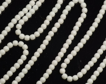 4mm Opaque White Round Druk Czech Glass Beads - 50