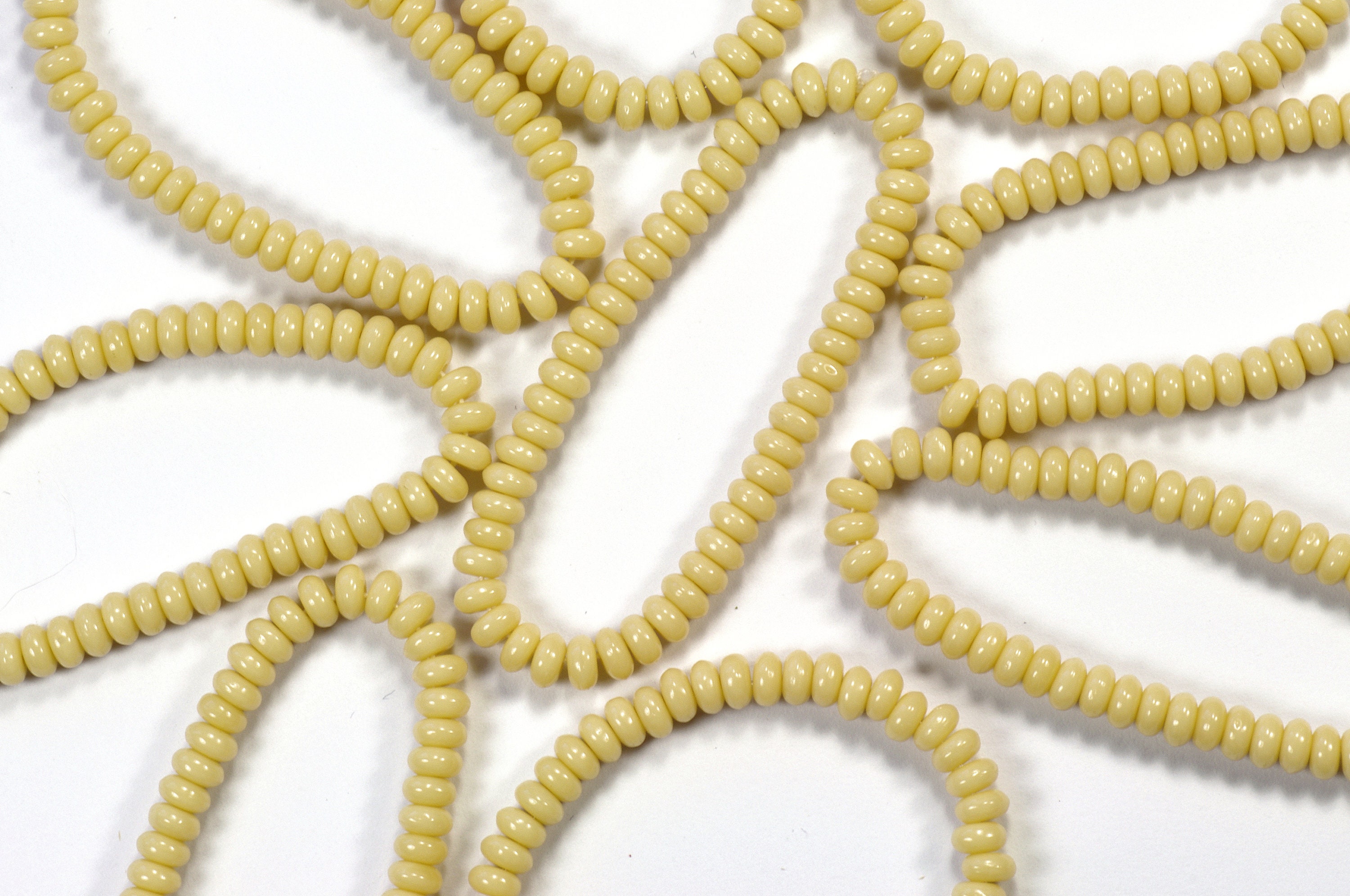 50 4mm Opaque Ivory Beige Luster Smooth Rondelles Czech Glass Beads 50 4mm Opaque Ivory Beige Luster Smooth Rondelles Czech Glass Beads