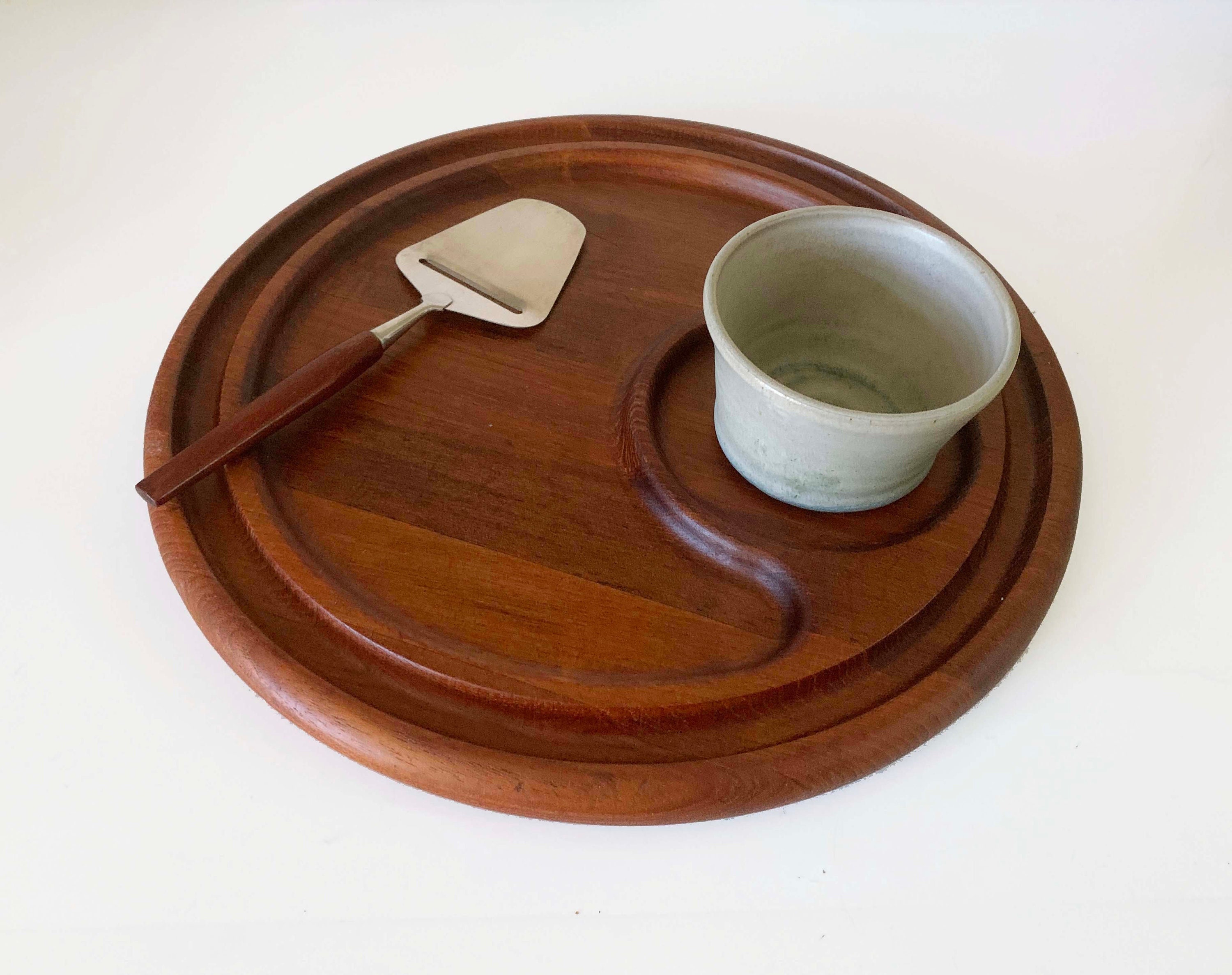 Eco-Friendly Bamboo Wood Snack Tray Condiment Bowls for Chip and Dip Salsa Cheese Wood Serving Board with Small Glass Bowls and Spoons Set Sauces TENZO Appetizer Serving Tray Party Snacks 