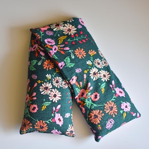 Floral Rice Heating Pad: Hot Cold Therapy for Neck & Shoulders