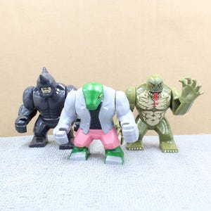 Creative Custom Made 3D Playable Villain in Spider-man Comic Book Big Figure Bigfig Brick Toy