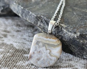 Collar de ágata de encaje loco, joyería de piedras preciosas única hecha a mano