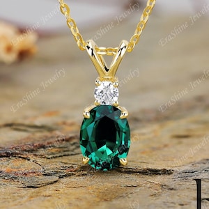 18K solides Gelbgold Oval geschnitten Smaragd Anhänger Halskette für Frauen Jahrestag Geschenke Moissanit Schmuck Grüner Edelstein Personalisierte Anhänger
