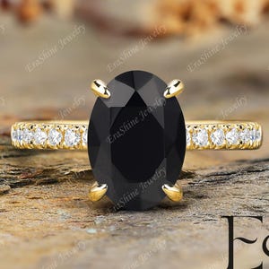 Oval cut Natural black Onyx ring Handmade 18K yellow Gold ring gemstone gifts for her ring for women moissanite ring prong channel ring