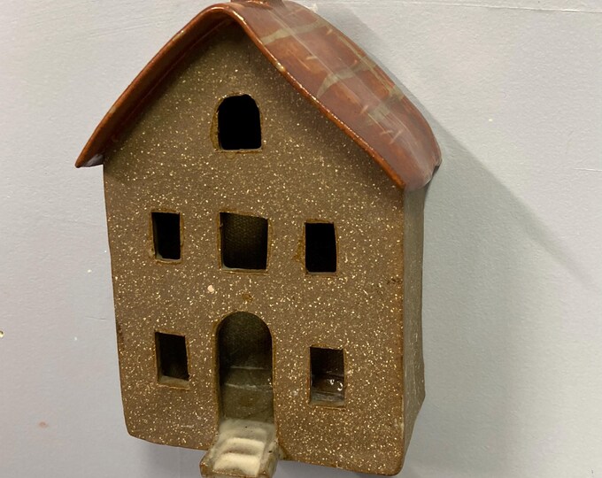 Wall House