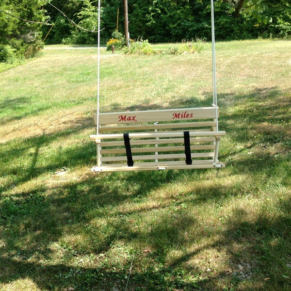 Peuter swing voor twee gepersonaliseerde / tweeling / handgemaakt houten schommel geweldig cadeau Wit touw