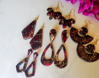 Marbled Burgundy Black and Gold Polymer Clay Earrings, Stylish Dangle and Drop Earrings, Dark Teardrop Earrings, Unique Jewelry