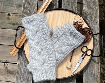 Icelandic Wool Cable Fingerless Mittens