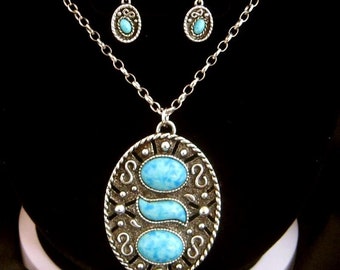 Vintage Sarah Coventry Indian Maiden Pendant Necklace & post style Earrings