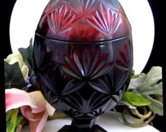 VTG Luminarc Durand Cristal D’arque Ruby Red Glass Egg Shape Candy Dish pedestal