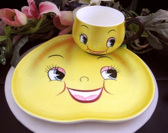 Anthropomorphic Pear Luncheon Snack Plate w/ Cup Japan PY