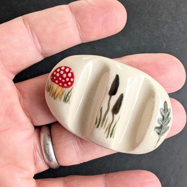 Handmade Ceramic Watercolour Paint Brush Rest. Calligraphy tool, pen pencil holder. Gift for artist