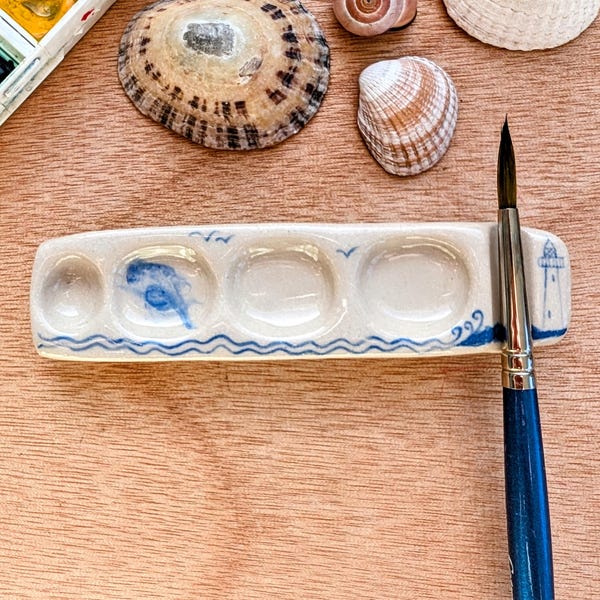 Handmade ceramic artists watercolour/acrylic paint palette. Built in brush rest. Travel, portable paint palette. Gift for artist, painter.