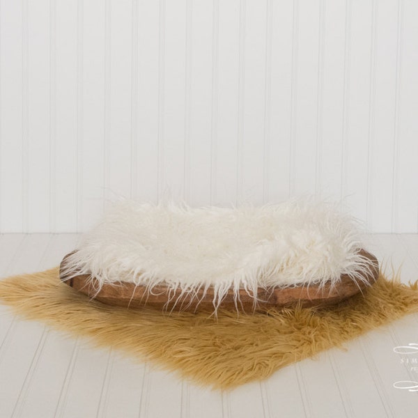 Newborn baby digital photography prop backdrop - trench bowl/white and honey color fur