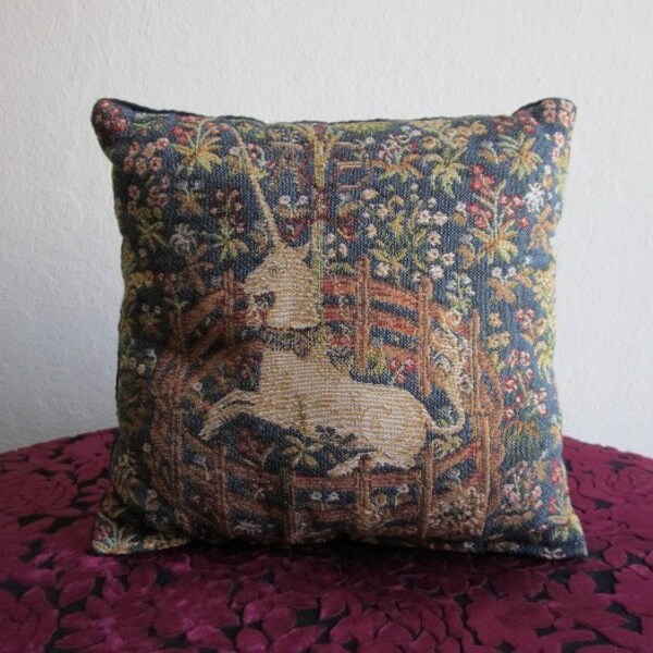 Small Unicorn Tapestry pillow