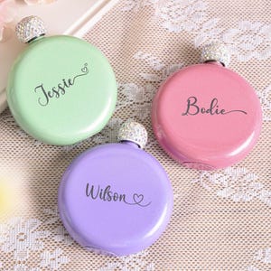 Personalized Rhinestone Lid Flask ,Custom Women&#39;s Flask, Hip flask, Bridesmaid Flask, Bridal Party Gift, Wedding Gift ideas, Rhinestone Cap