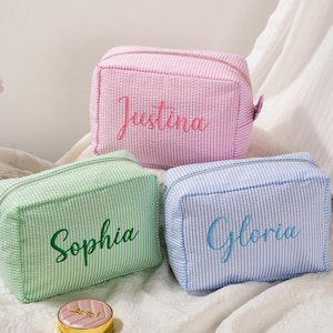 Personalized Makeup Bag Cosmetic Bag ,  Travel makeup Bag, Bridesmaid Makeup Bag, Custom Travel Makeup Bag,Bridesmaid gifts