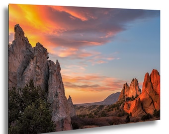 Sunrise at Garden of the Gods in Colorado Springs, Colorado