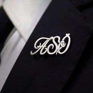 Plata 925k / Personalizado / Insignia con letras / Joyas para trajes / Para hombres
