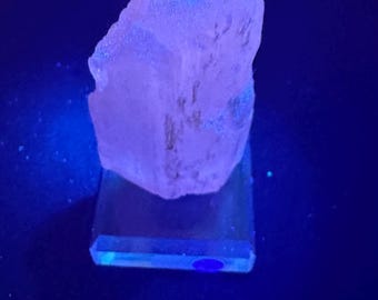 Kunzite Crystal Natural & Raw Pink Color  ~ 32 Grams
