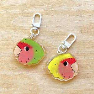 Green/Lutino Peach-faced Lovebird Keychain | Cute Lovebird Gifts, Lovebird Accessories, Kawaii Keychain, Pet Bird Gift, Birb Merch