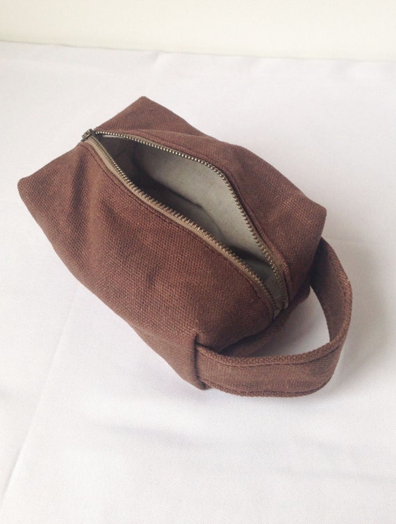 buy mens toiletry bag