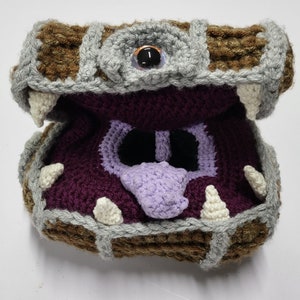 Mimic Dice Holder