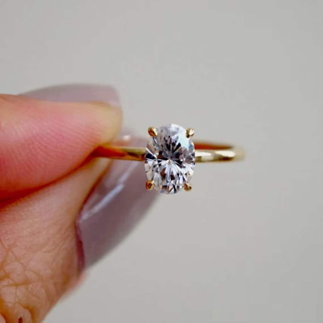 Simple Designed Wedding Ring, Oval Cut Moissanite Engagement Ring, Four ...