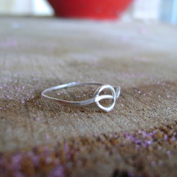 Oh - delicate sterling threaded circle ring - made to order