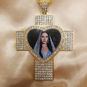 Lana Del Rey, Icy, bling, gold, necklace, Tropico, Mother Mary, rhinestones, jewellery