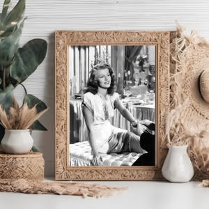 Rita Hayeigner Vintage Foto-Druck | Retro Hollywood Wandkunst | Klassischer Filmstar-Dekor | Mid-Century Glamour Poster | Geschenk für Film Liebhaber