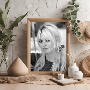 Brigitte Bardot Vintage Fotodruck | Retro Hollywood Wandkunst | Klassischer Filmstar-Dekor | Mid-Century Glamour Poster | Geschenk für Film Liebhaber