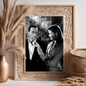 Lauren Bacall und Humphrey Bogart Vintage Fotodruck | Retro Hollywood Wandkunst | Klassischer Filmstar-Dekor | Mid-Century Glamour Plakat