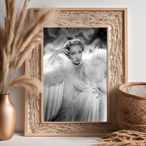 Marlene Dietrich Vintage Fotodruck | Retro Hollywood Wandkunst | Klassiker Filmstar | Mid-Century Glamour Poster | Geschenk für Film Liebhaber
