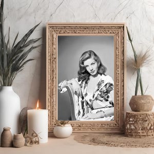 Lauren Bacall Vintage Fotodruck | Retro Hollywood Wandkunst | Klassischer Filmstar-Dekor | Mid-Century Glamour Poster | Geschenk für Film Liebhaber