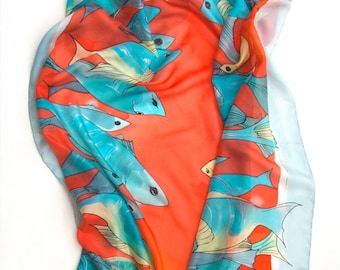 Handgeschilderde zijden sjaal De vispassage. Heldere zomersjaal. Luxe handgeschilderde sjaal 35/70. Aqua rode zijden sjaal. Verjaardagscadeaus voor haar